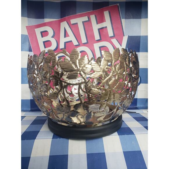 BBW Gold Leafy Vine Bowl Large 3 Wick Candle Holder Home Fragrance Decor - Picture 1 of 2